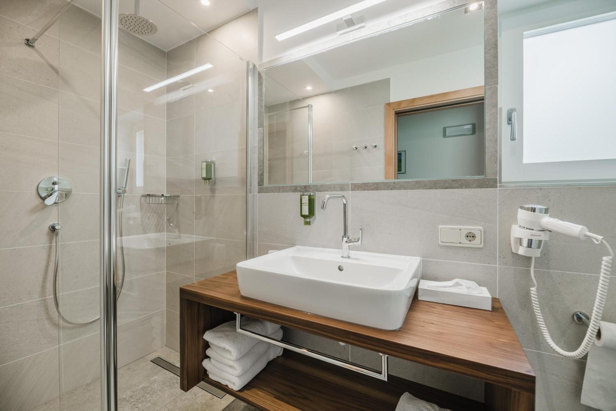 Residence Erika - Apartments, Breakfast & Sauna 修希 客房 照片