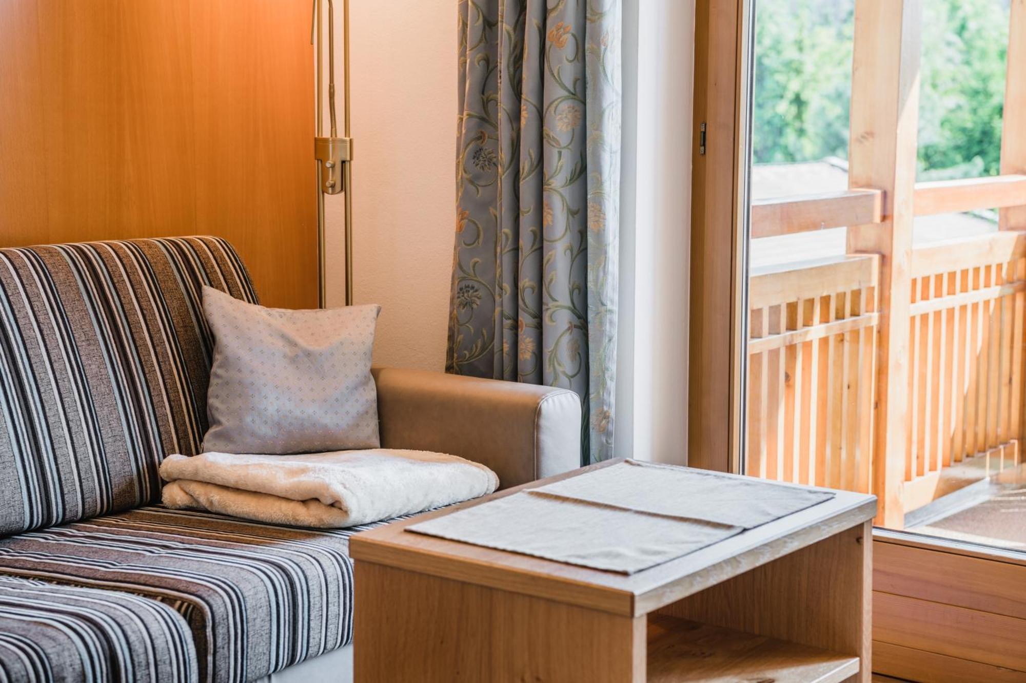 Residence Erika - Apartments, Breakfast & Sauna 修希 外观 照片